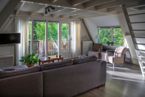 Gezellige bungalow met zwembad op het park